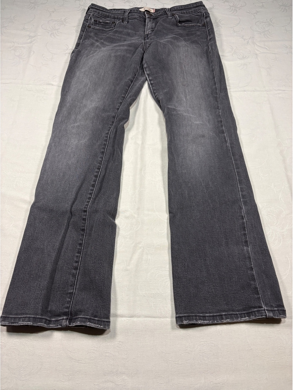 Levis 545 Low Boot Cut Womans Washed Black Size 8M 30x30